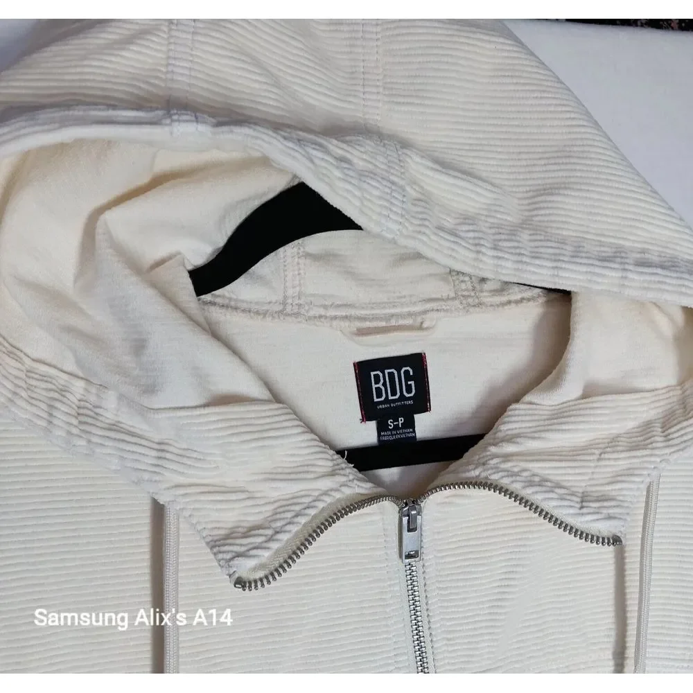 BDG Urban Outfitters Cream Corduroy‎ Hooded Crop Jacket Size Small